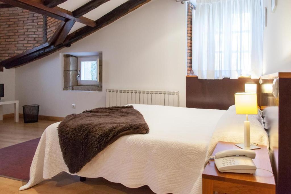 Gastro Hotel La Giraldilla Liérganes Kamer foto