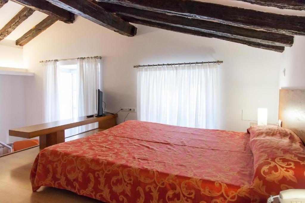 Gastro Hotel La Giraldilla Liérganes Kamer foto