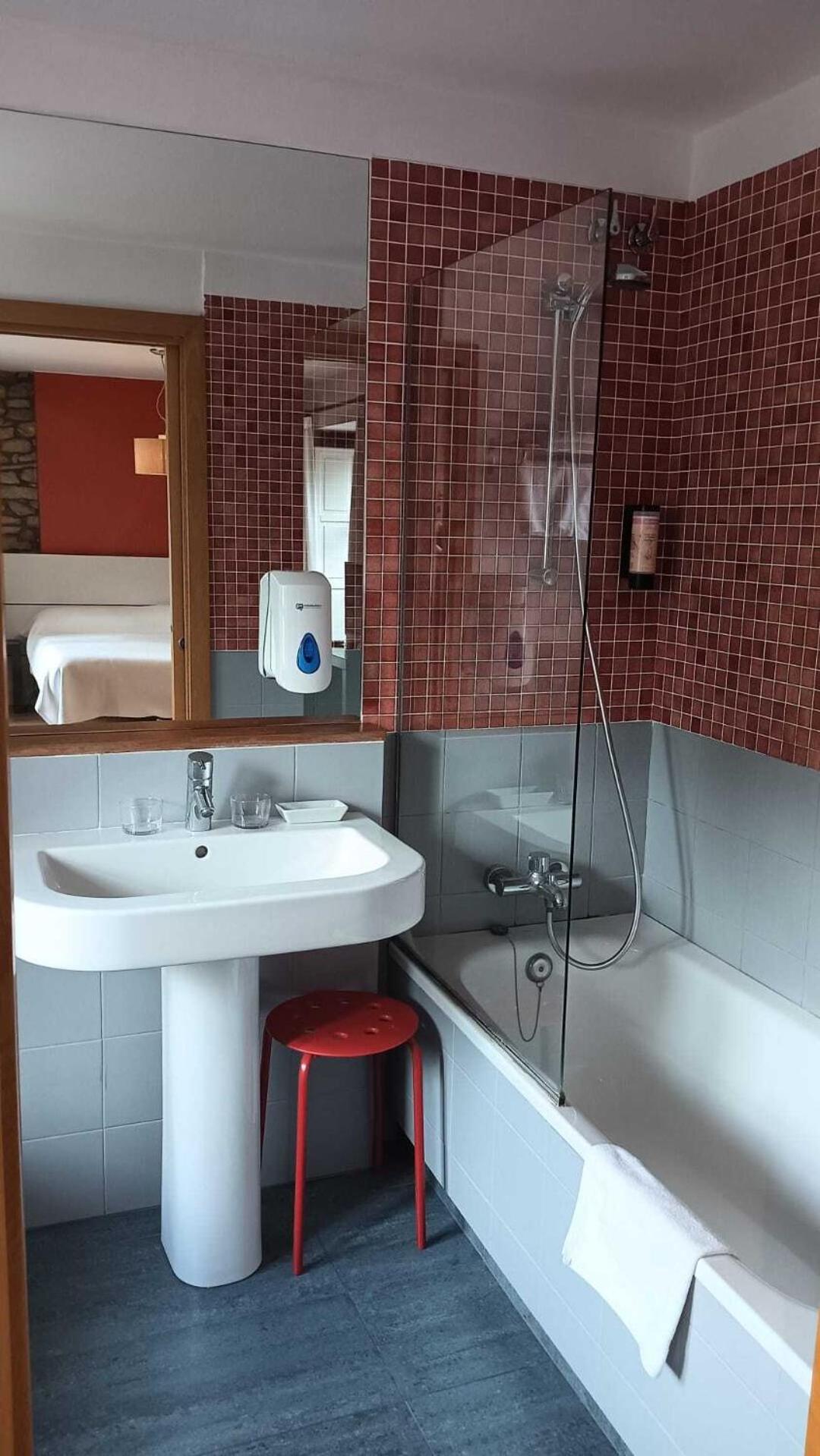 Gastro Hotel La Giraldilla Liérganes Kamer foto